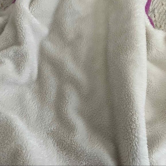 L.L Bean Pink Cream Sherpa Lined Vest Size XS - Picture 3 of 7